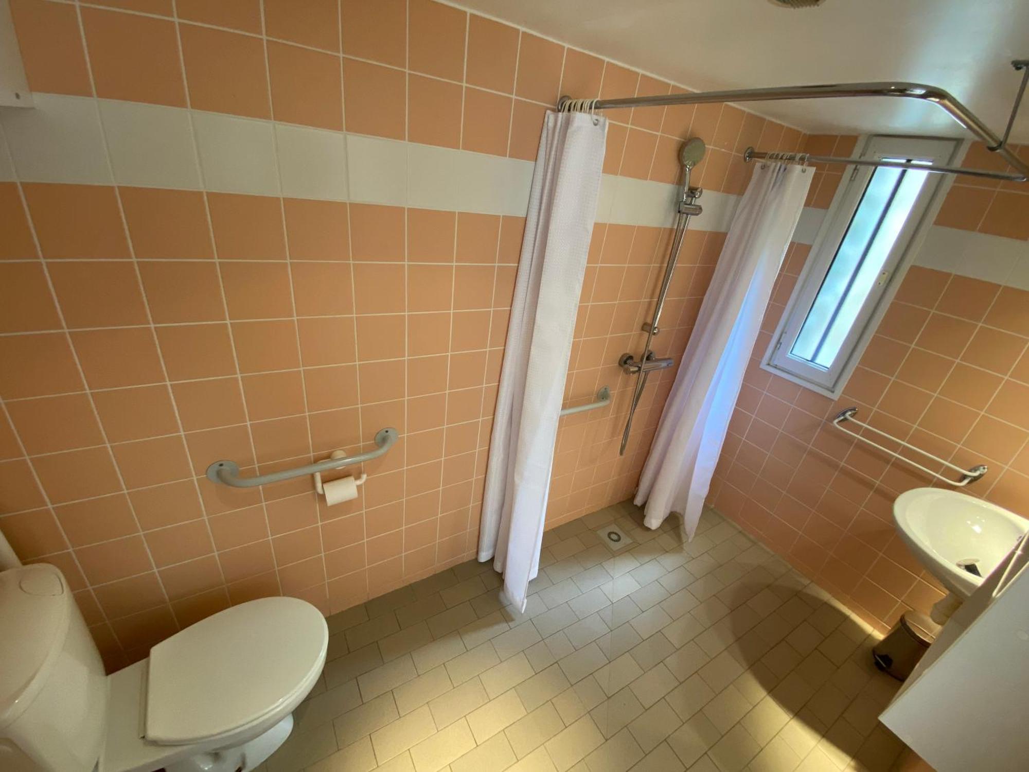Terres De France - Le Domaine Des Vans 3*